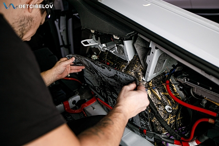 Audi A7 II: полная шумоизоляция STP Максимум