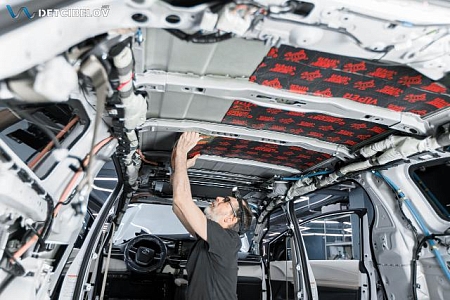 Toyota Sienna IV: полная шумоизоляция материалами Comfort mat